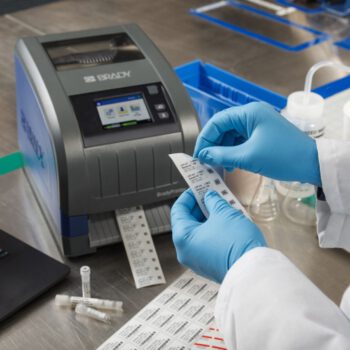 Brady i3300 labelprinter voor lab