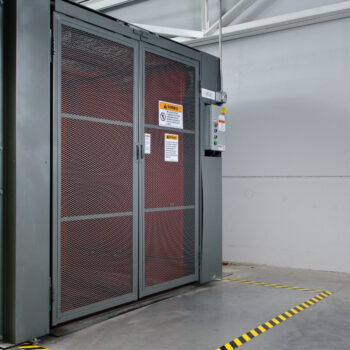 Vloertape geeft onveilige gebieden aan