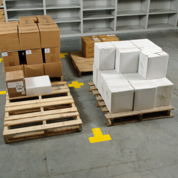 Vloertape voor aanduiding materialen magazijn